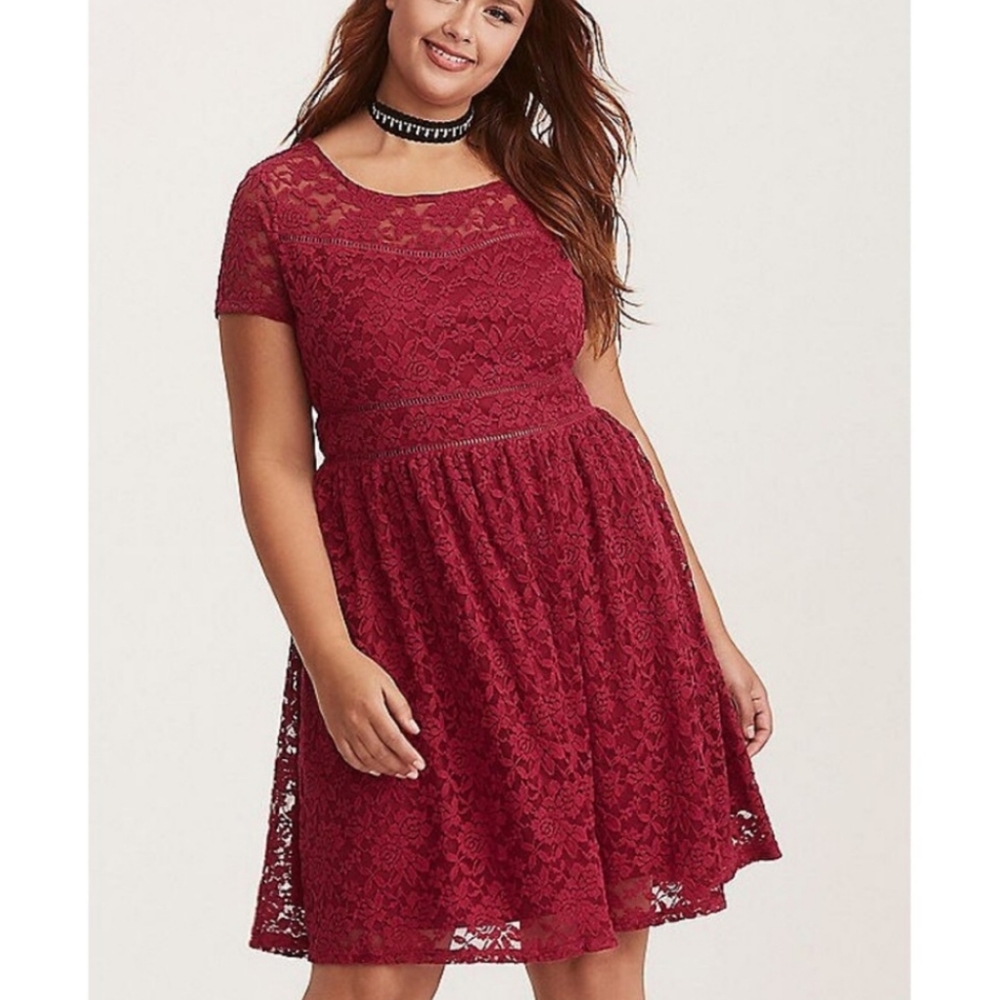 Torrid purple lace skater dress, fully lined size 14.  Short sleeves with detail